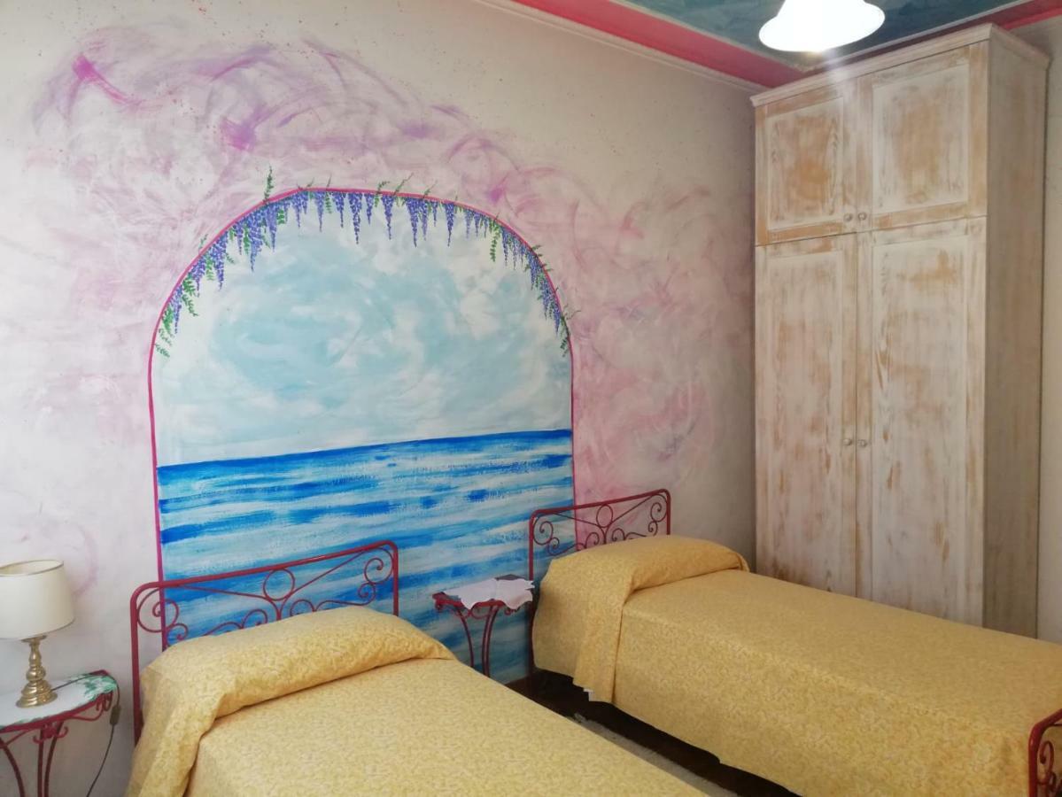 Bed and Breakfast Terrazze Dell'Artista Saletto Exterior foto