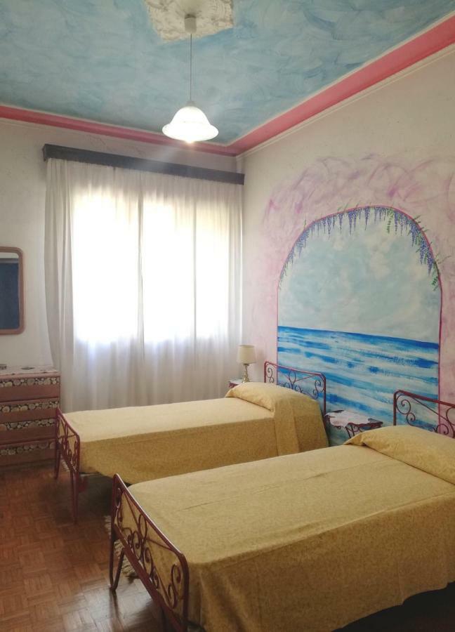 Bed and Breakfast Terrazze Dell'Artista Saletto Exterior foto